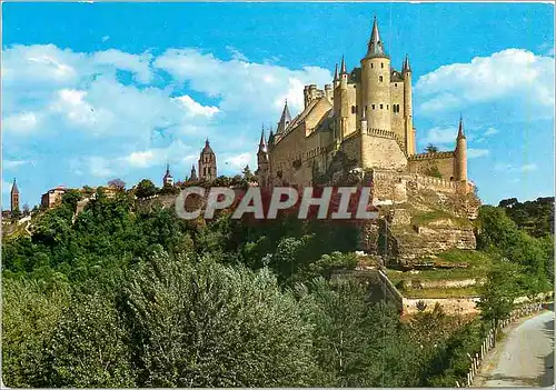 Cartes postales moderne Segovia El Alcazar Chateau