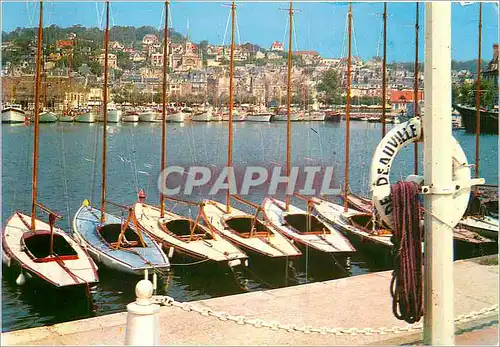 Cartes postales moderne Deauville Trouville Le Port