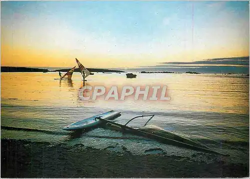 Cartes postales moderne Ce soleil eclatant ombre de ma lumiere Sait il ou le conduit le signe de ma main Planche a voile