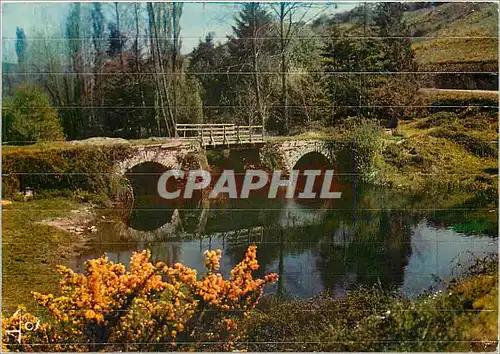 Cartes postales moderne La Bretagne en couleus Vieux Pont sur la riviere bretonne