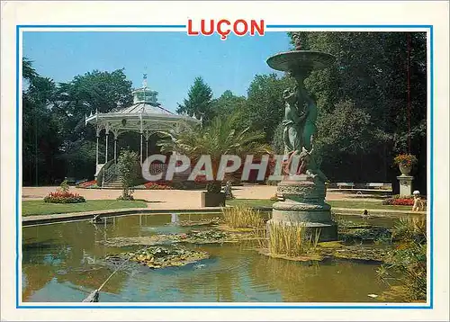 Cartes postales moderne Lucon (Vendee) Jardin Dumaine Parterres Fleuris et Kiosque
