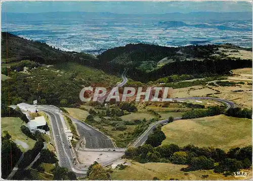 Cartes postales moderne Auvergne Vue aerienne du circuit des Monts d'auvergne
