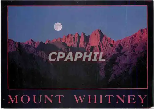 Cartes postales moderne Mount Whitney The moon sets behind Mt Whitney as the early sun