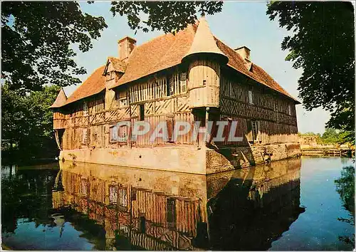 Cartes postales moderne Manoir Normand Coupesarte (XVIe s) a pans de bois sur assise d'eau des deux cotes