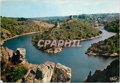 Cartes postales moderne Vallee de la Creuse Les ruines du chateau de Crozant (XIIe XIIIe s) detruit par Richelieu en 163