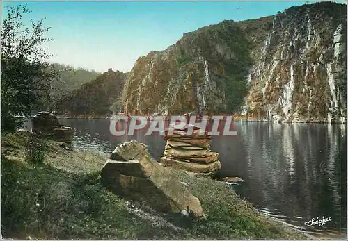 Cartes postales moderne La Creuse Pittoresque la Creuse dans les rochers a Crozant
