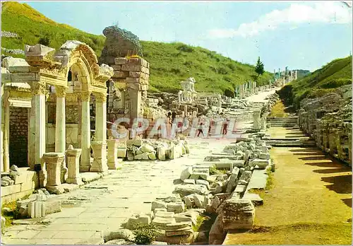 Cartes postales moderne Turkiye Ephesus Temple d'Hardrianus et voie Curetiac