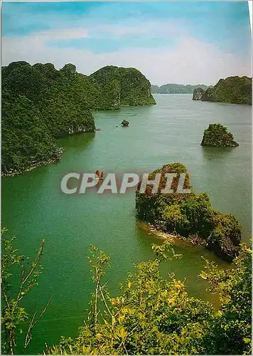 Cartes postales moderne Halong Bay Vietnam La baie de la long (vue d'en haut)