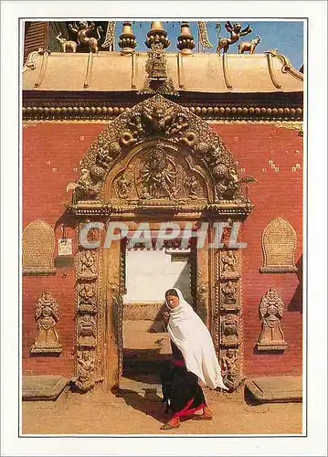 Cartes postales moderne Nepal Bhadgaon la Porte Doree