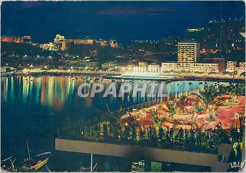 Cartes postales moderne Monaco la nuit Vue generale sur le port la Terrasse et Piscine de l'Hotel de Paris au fond la Pi