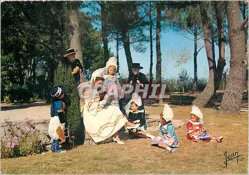 Cartes postales moderne La Bretagne Costumes de Ceremonoe de Benodet Fouesnant et des envions