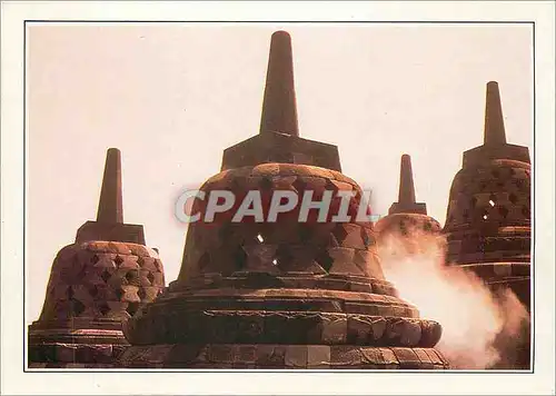 Cartes postales moderne Indonesia Java Le Temple de Borobudur