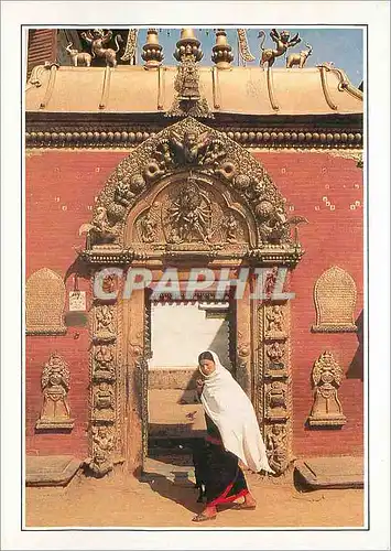 Cartes postales moderne Nepal Bhadgaon La Porte Doree