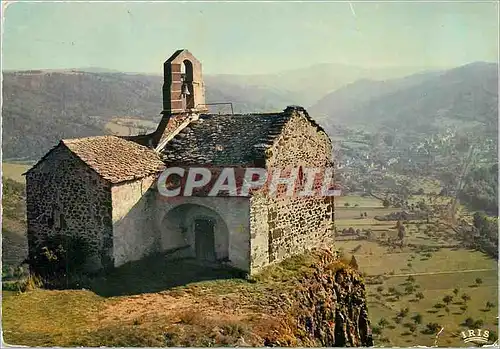 Cartes postales moderne En Auvergne Une vieille Eglise pleine de caractere