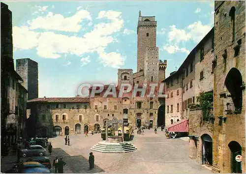 Cartes postales moderne S Gimignano Place de la Cisterne