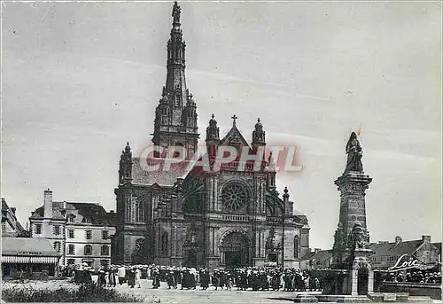 Cartes postales moderne Sainte Anne d'Auray La Basilique et la Fontaine