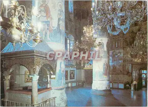 Cartes postales moderne The Cathedral of the Dormition Interior The high vaults inside the cathedral create an impressio