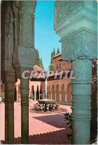 Cartes postales moderne Granada Alhambra La Cour des Lions