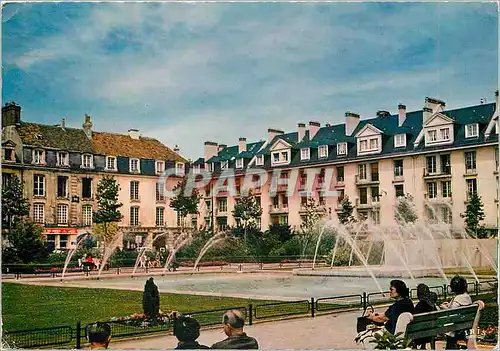 Cartes postales moderne Caen Les Jet d'Eau Place de la Republique