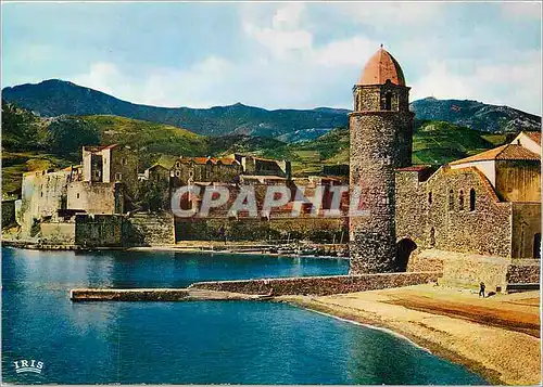 Moderne Karte Collioure Pyrenees Orientales Joyau de la Cote Catalane L'Eglise et le chateau des Templiers