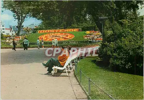 Cartes postales moderne Oostende Bloemenuurwerk L'Horloge Fleurie