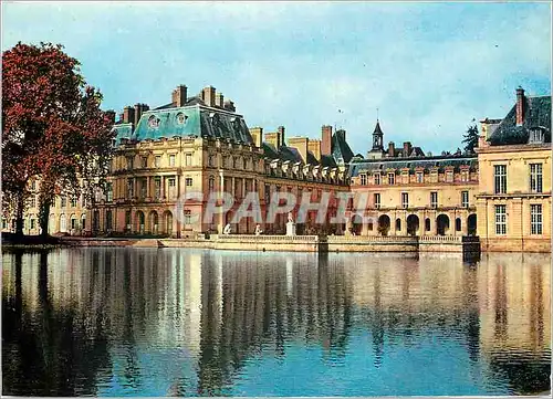 Cartes postales moderne Fontainebleau Cour de la Fontaine