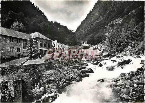 Cartes postales moderne Nos Belles Pyrenees Cauterets la Raillere HP l'Etablissement Thermal