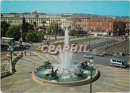 Cartes postales moderne Nice La Fontaine et la Place Massena