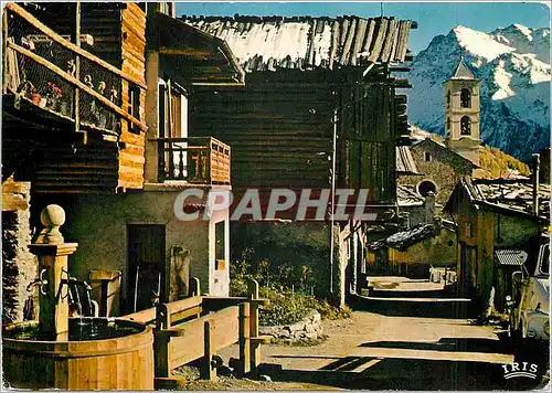 Moderne Karte Le Queyras Hautes Alpes Fontaine en bois a Saint Veran