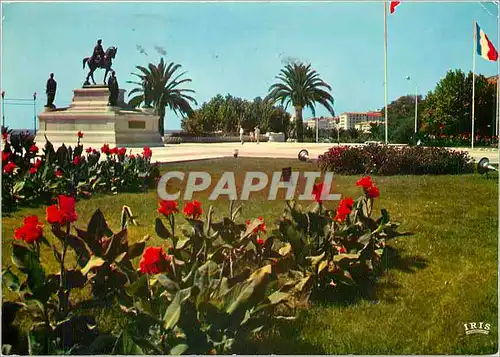 Cartes postales moderne Ajaccio La Statue de Napoleon 1st et ses quatre freres Place de Gaulle