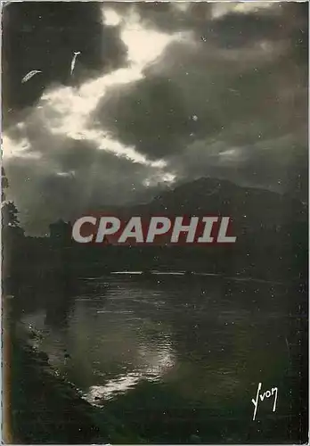 Cartes postales moderne Grenoble Isere Nuees orageuses Publicite Pommade Dextrarine