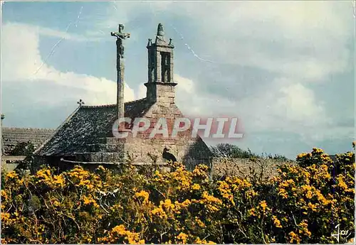 Moderne Karte Bretagne en couleurs Chapelle sur la lande bretonne