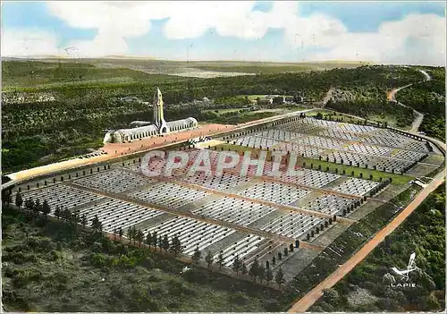 Cartes postales moderne En avion au dessus de Verdun Meuse