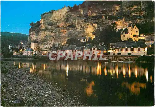 Cartes postales moderne Laroque Gageac Dordogne Le Village illuminee aux bords de la Dordogne