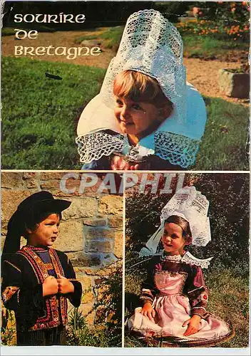 Moderne Karte Sourire de Bretagne Enfants en costume breton