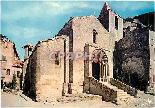 Cartes postales moderne Les Baux de Provence B du R L'Eglise Saint Vincent a gauche petit campanile