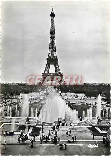 Cartes postales moderne Paris La Tour Eiffel et les Fontaines du Palais de Chaillot