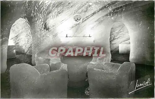 Cartes postales moderne Chamonix le Montenvers La Grotte de la Mer de Glace La salle a manger