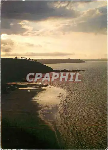 Cartes postales moderne La Bretagne Pittoresque Crepuscule sur la Plage Martin sur la Baie de St Brieuc