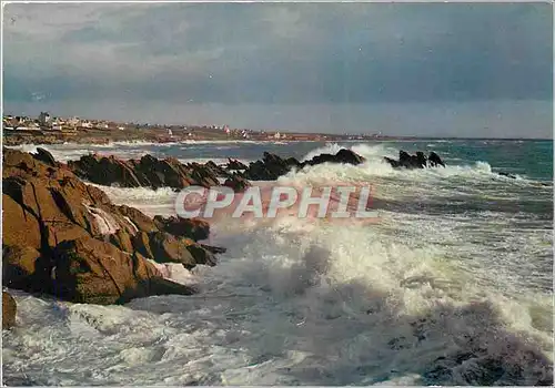 Cartes postales moderne Cote Bretonne Vague deferlant sur les recifs