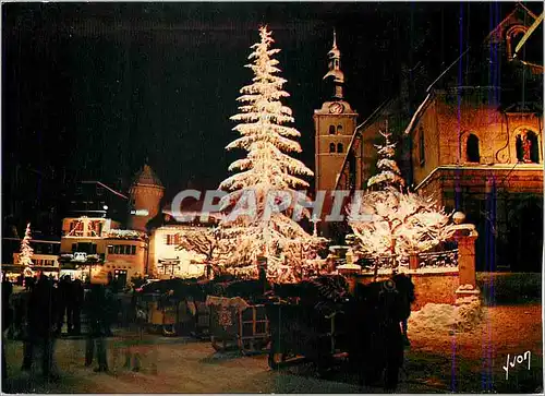 Cartes postales moderne Les Alpes Megeve Haute Savoie La Place de l'Eglise de Nuit en Hiver