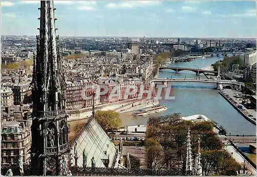 Cartes postales moderne Paris La fleche de Notre Dame