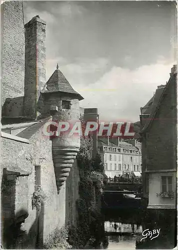 Cartes postales moderne Quimper Finistere Tourelle et Vieilles Maisons sur la Steir