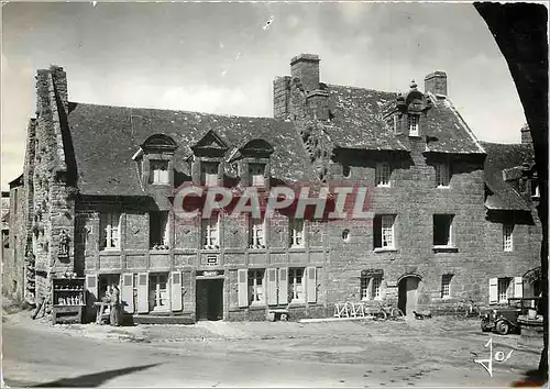 Cartes postales moderne Locronan Finistere Vieilles maisons de la place