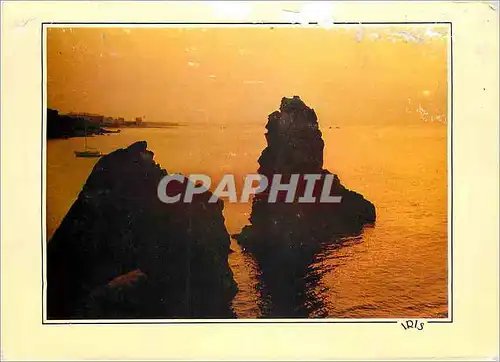 Cartes postales moderne Reflets du Languedoc Cap d'Agde Crepuscule sur les rochers des deux freres