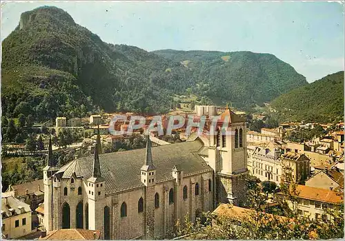 Cartes postales moderne Saint Claude Jura Vue generale et la Cathedrale Basilique