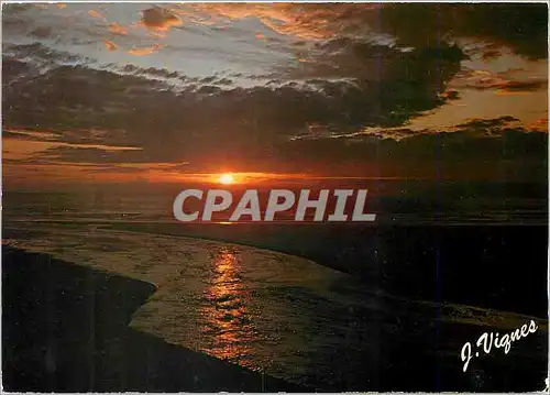 Cartes postales moderne Visage des Landes Quand le soleil disparait a l'horizon sur l'Ocean