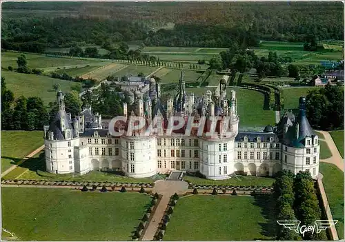 Cartes postales moderne Chateaux de la Loire Chambord Loir et Cher Le Chateau au fond la Foret