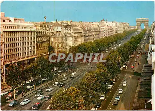 Cartes postales moderne Paris L'Avenue des Champs Elysees et l'Arc de Triomphe