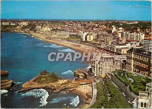 Cartes postales moderne Biarritz Vue generale Le Basta et la Grande Plage